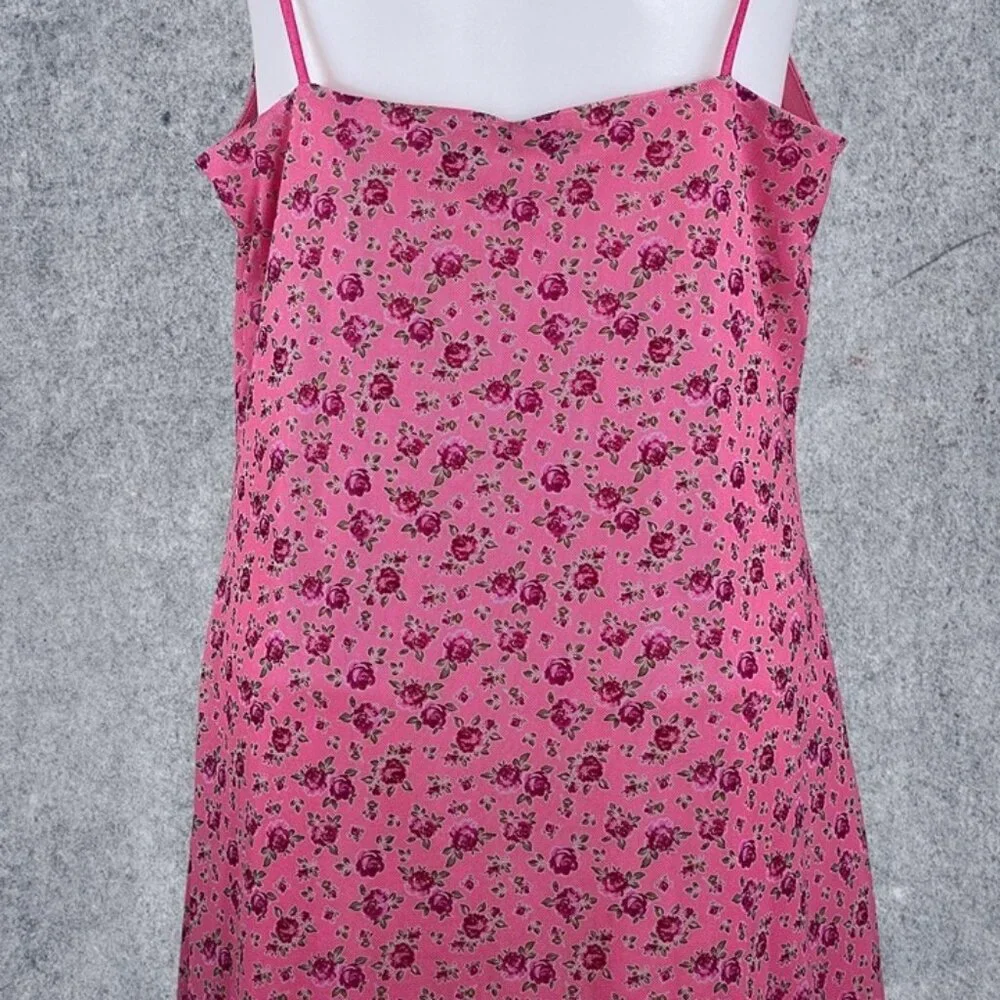 Urban Outfitters Josefine Printed Mini Dress - Picture 11 of 11